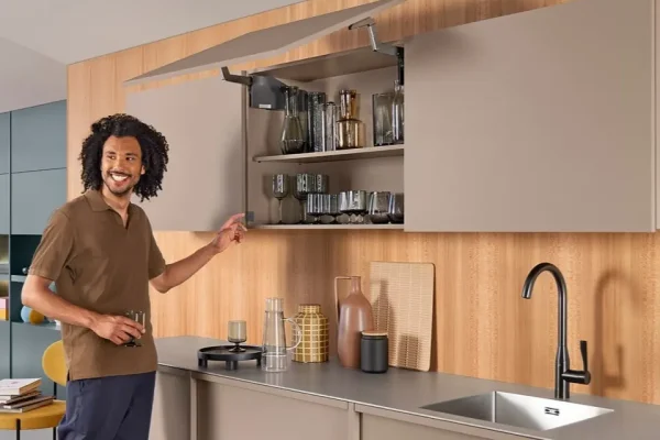 AVENTOS HS top